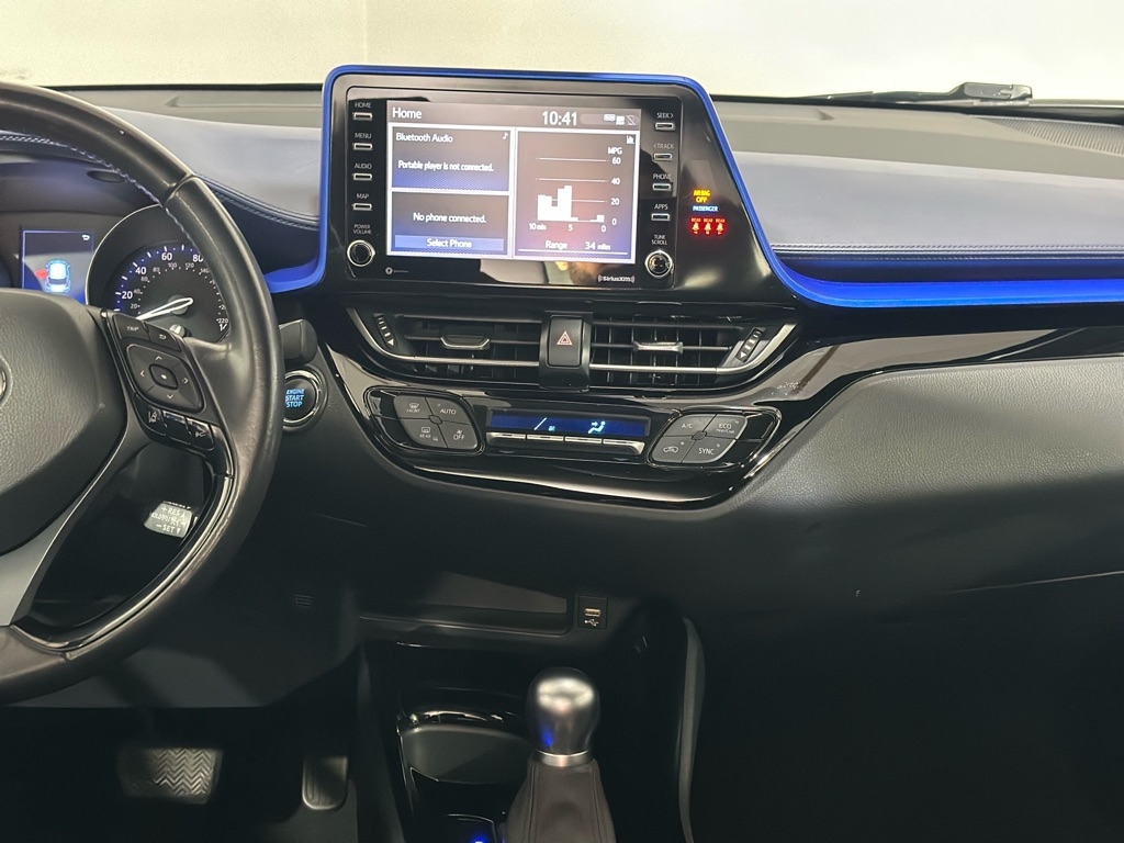 Toyota C-HR XLE 2021