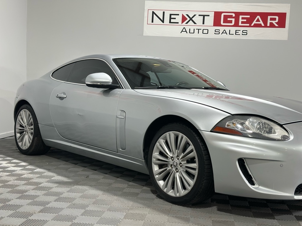 Jaguar XK-Series XK Portfolio Coupe 2010