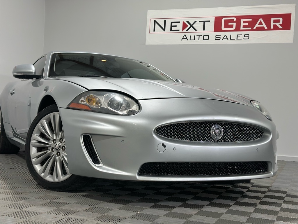 Jaguar XK-Series XK Portfolio Coupe 2010