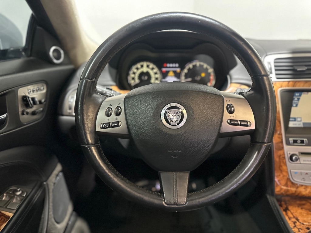 Jaguar XK-Series XK Portfolio Coupe 2010