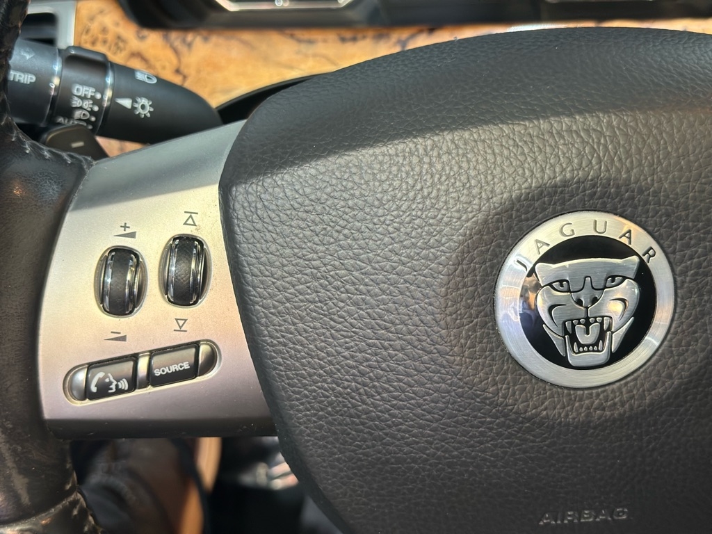 Jaguar XK-Series XK Portfolio Coupe 2010