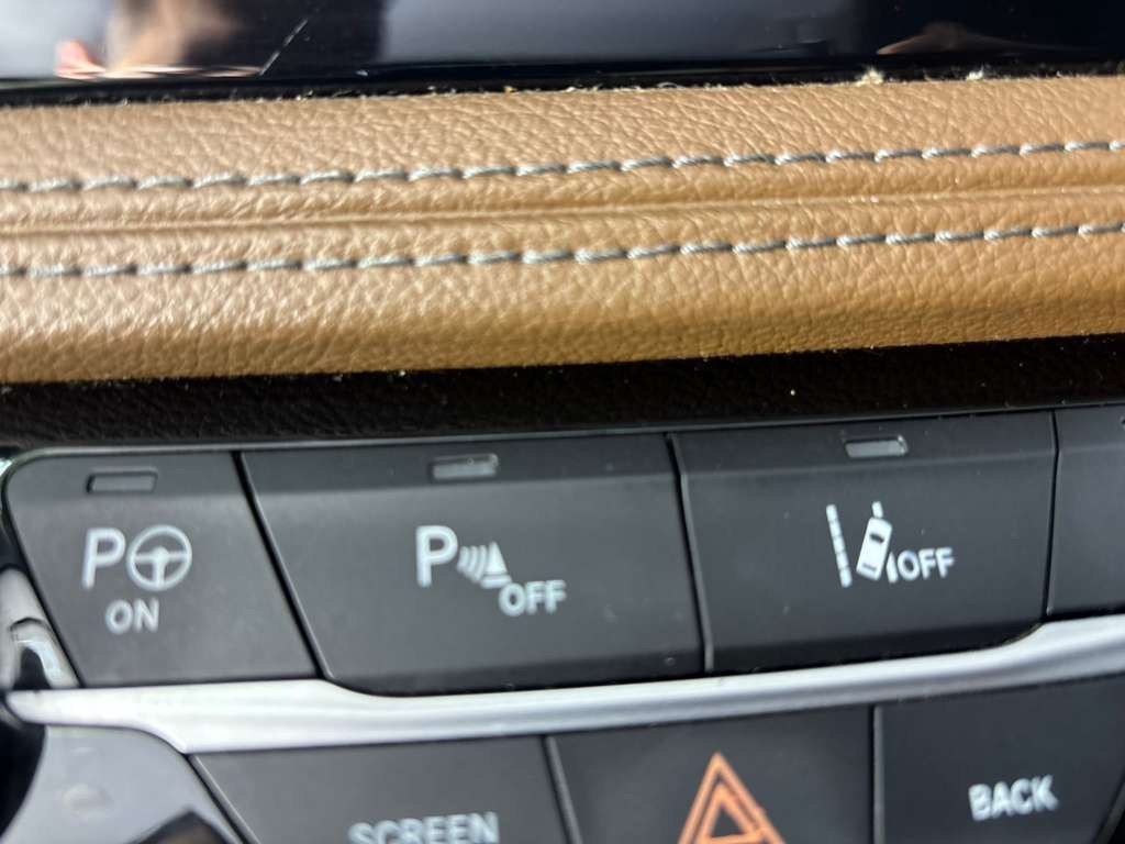 Chrysler Pacifica Limited 2017