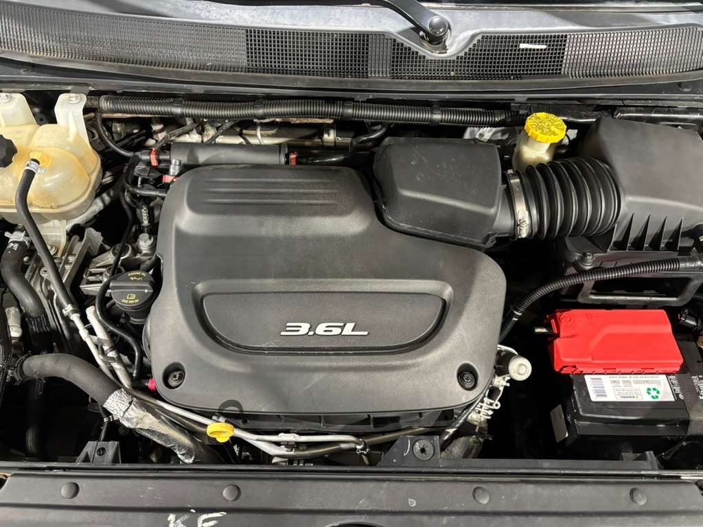 Chrysler Pacifica Limited 2017