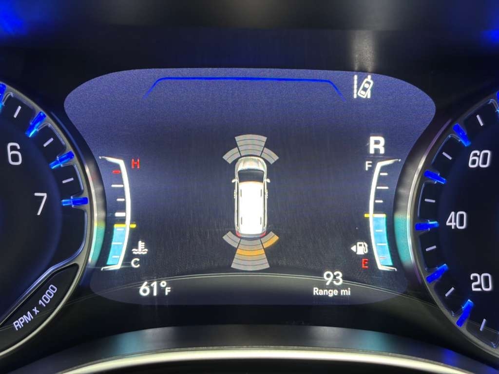 Chrysler Pacifica Limited 2017