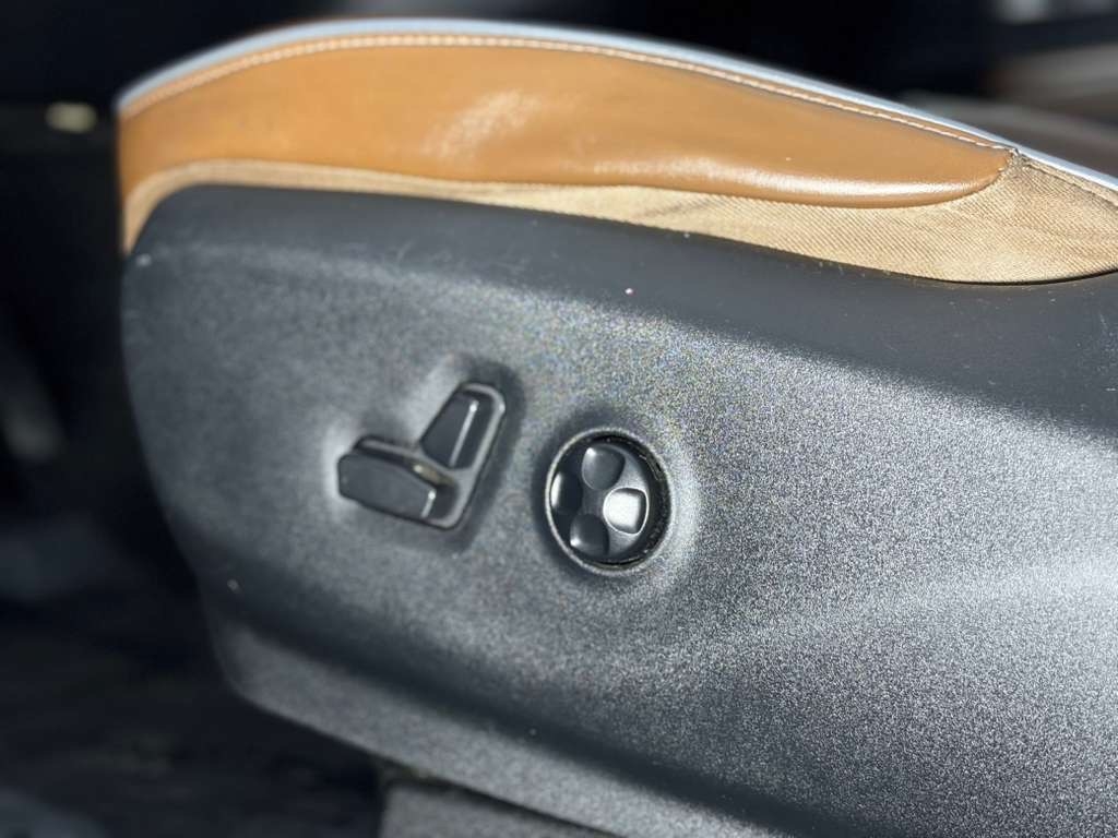 Chrysler Pacifica Limited 2017