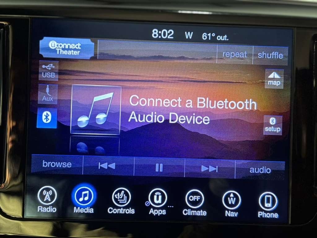 Chrysler Pacifica Limited 2017