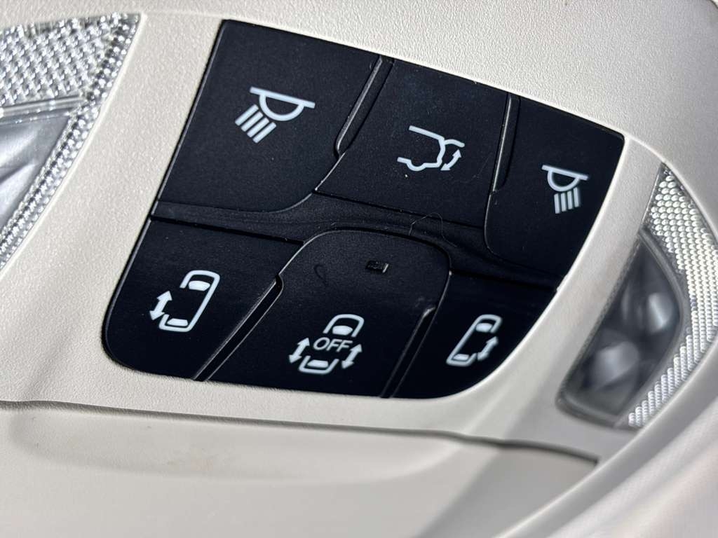 Chrysler Pacifica Limited 2017