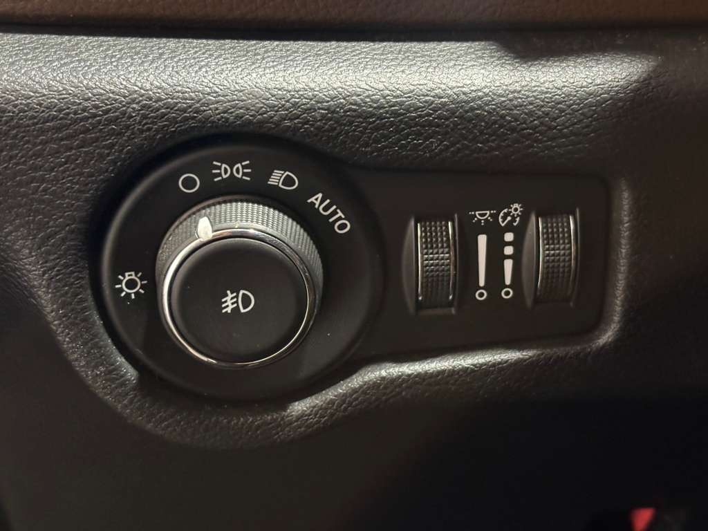 Chrysler Pacifica Limited 2017