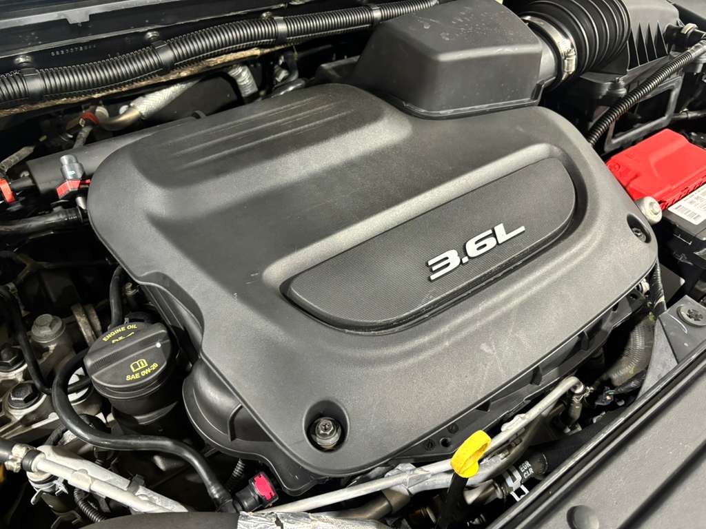 Chrysler Pacifica Limited 2017