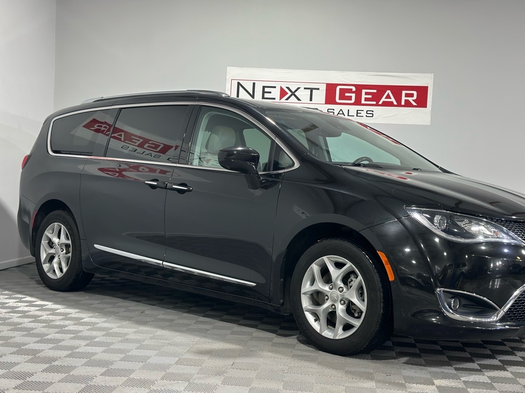 Chrysler Pacifica Touring-L Plus 2017