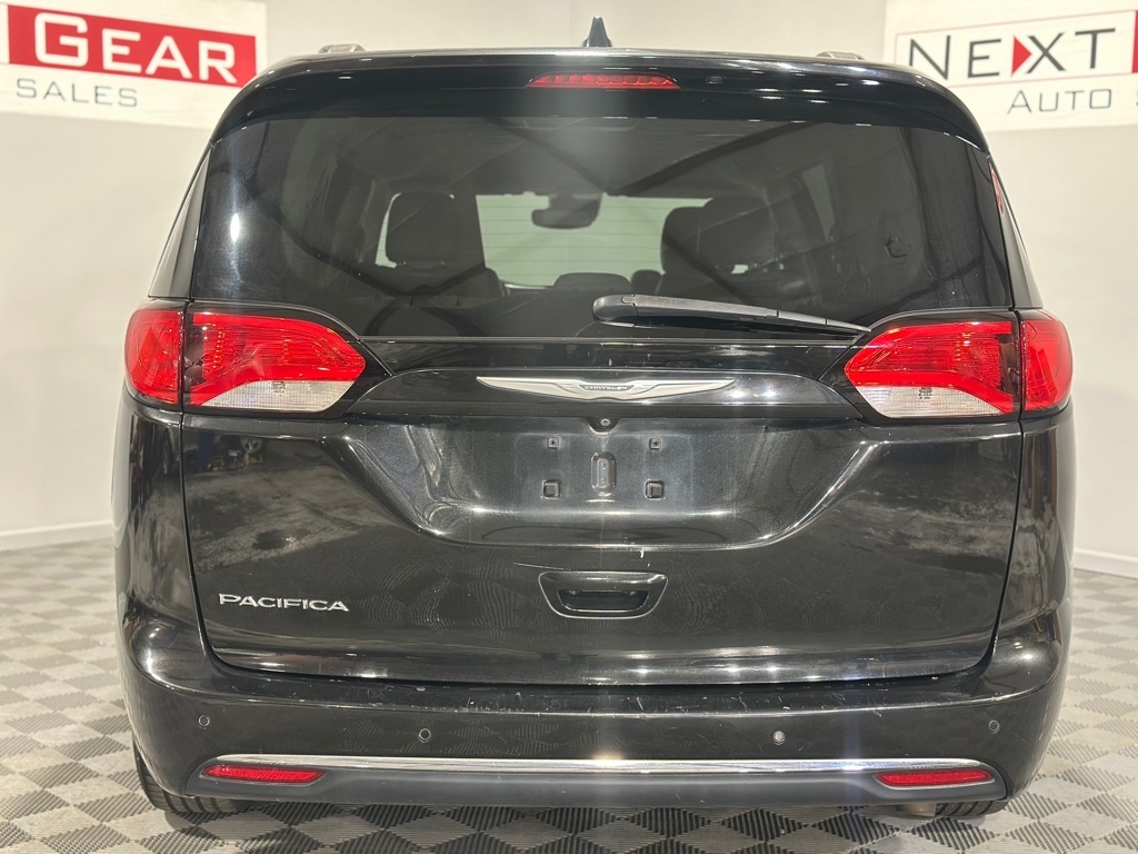 Chrysler Pacifica Touring-L Plus 2017