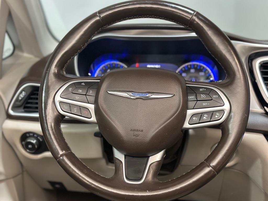 Chrysler Pacifica Touring-L Plus 2017