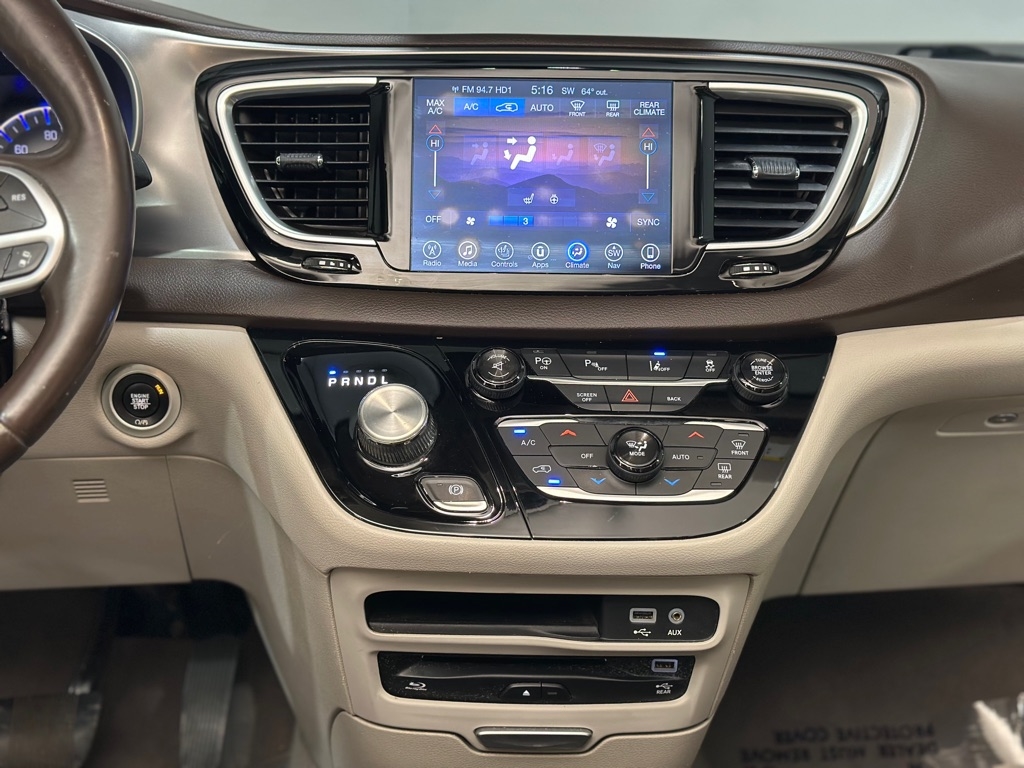 Chrysler Pacifica Touring-L Plus 2017