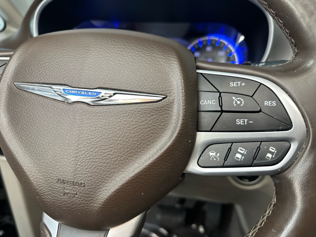 Chrysler Pacifica Touring-L Plus 2017