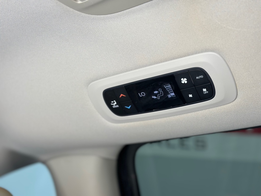 Chrysler Pacifica Touring-L Plus 2017