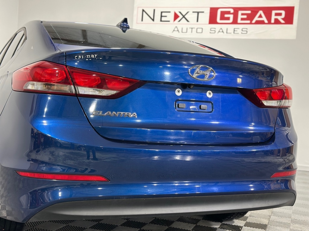 Hyundai Elantra SE 2017