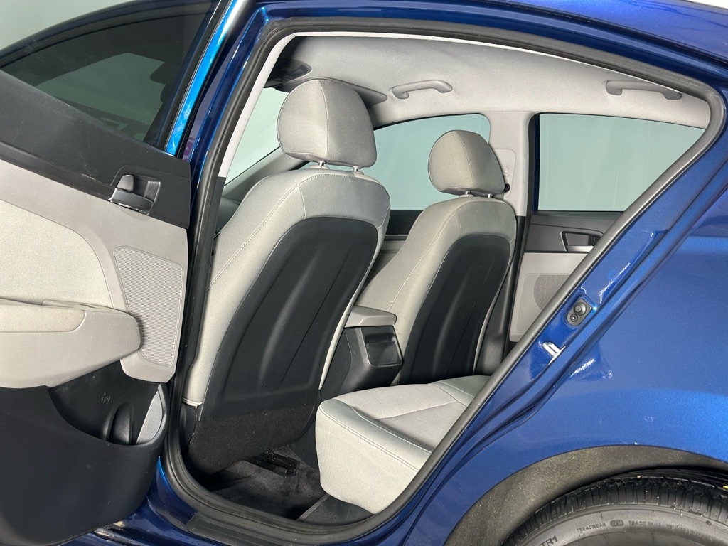 Hyundai Elantra SE 2017