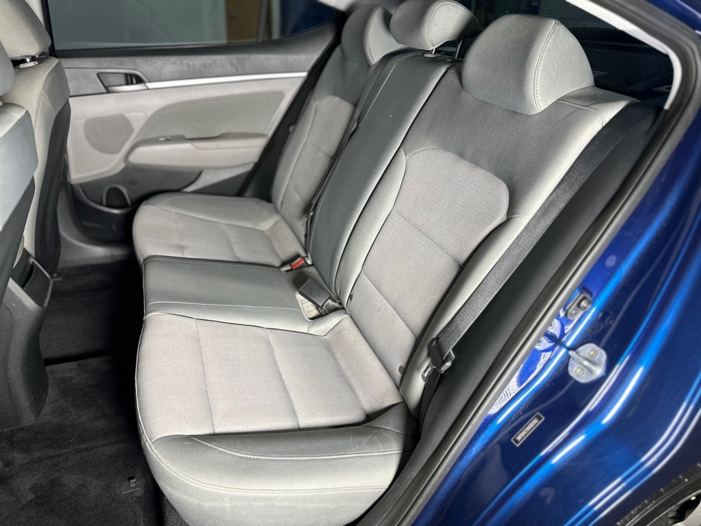 Hyundai Elantra SE 2017