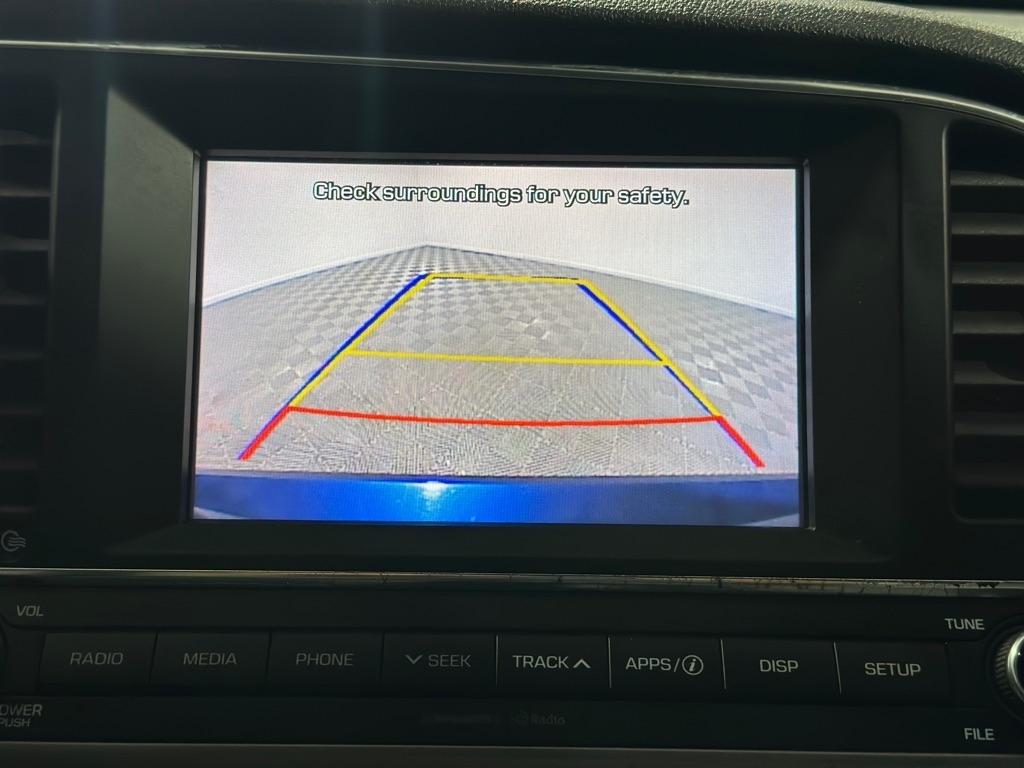 Hyundai Elantra SE 2017