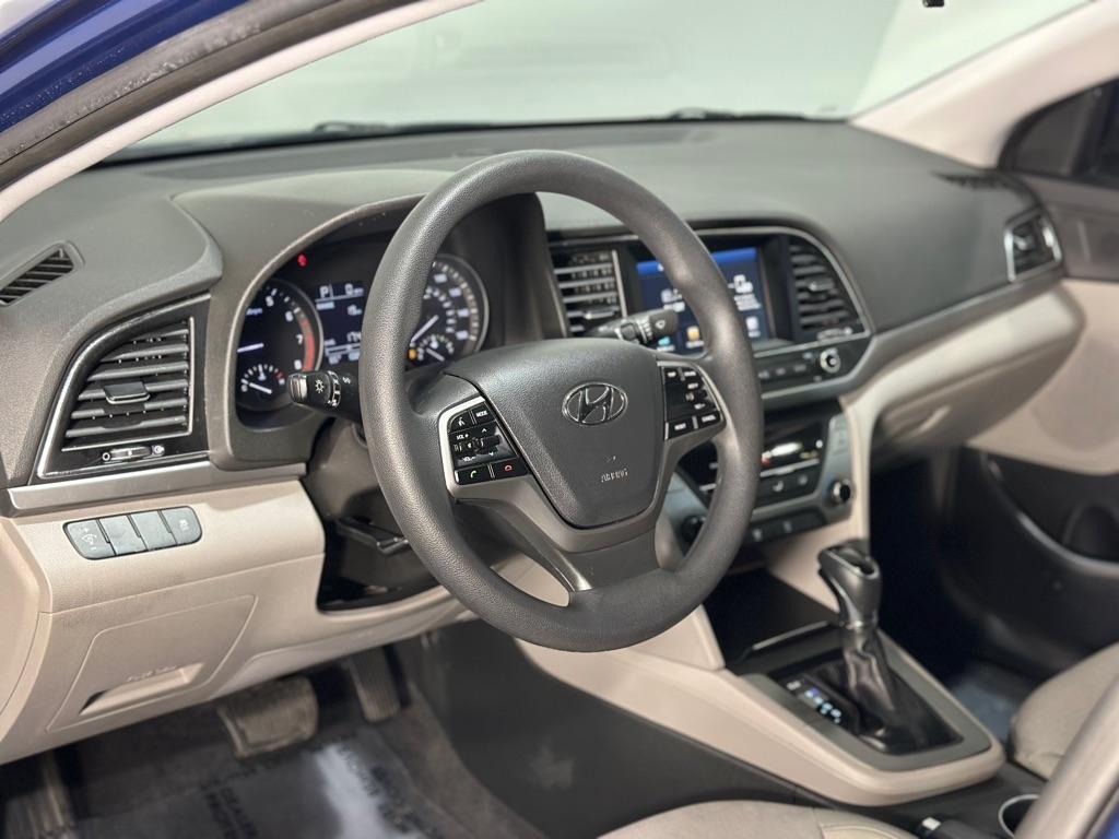 Hyundai Elantra SE 2017