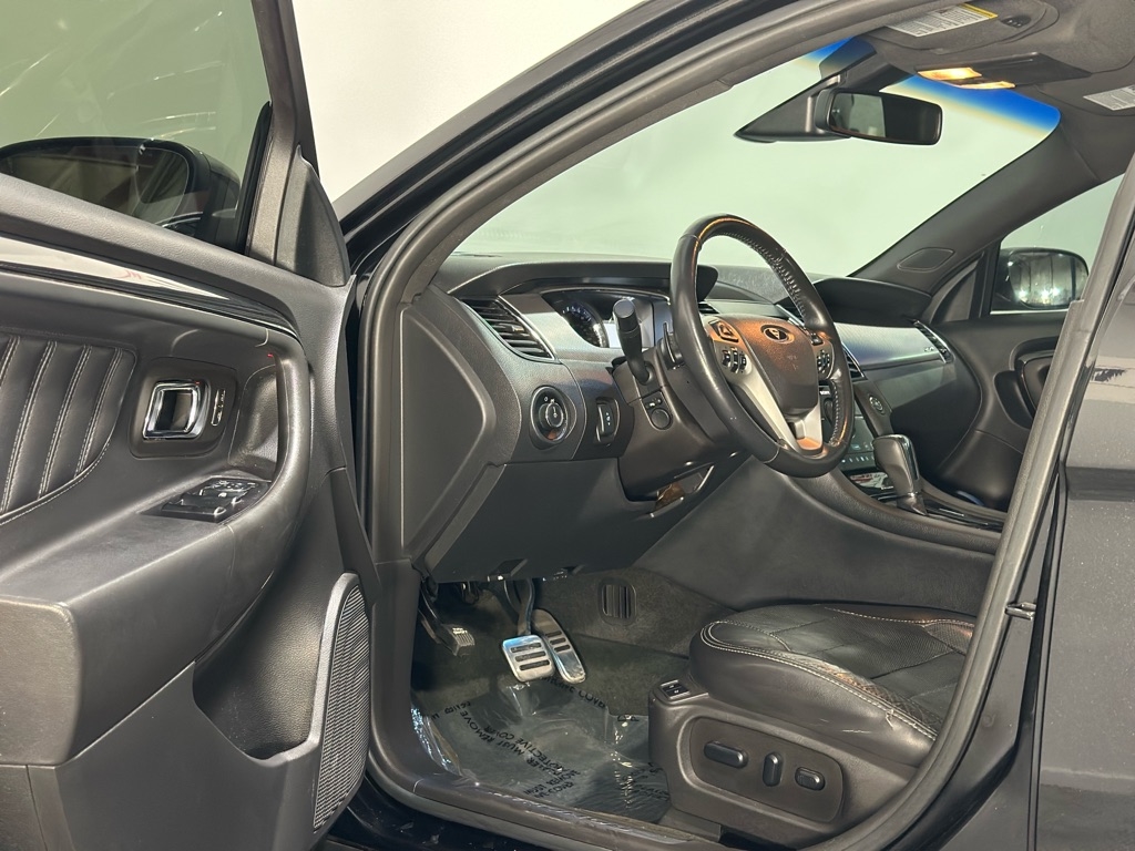 Ford Taurus SHO AWD 2013