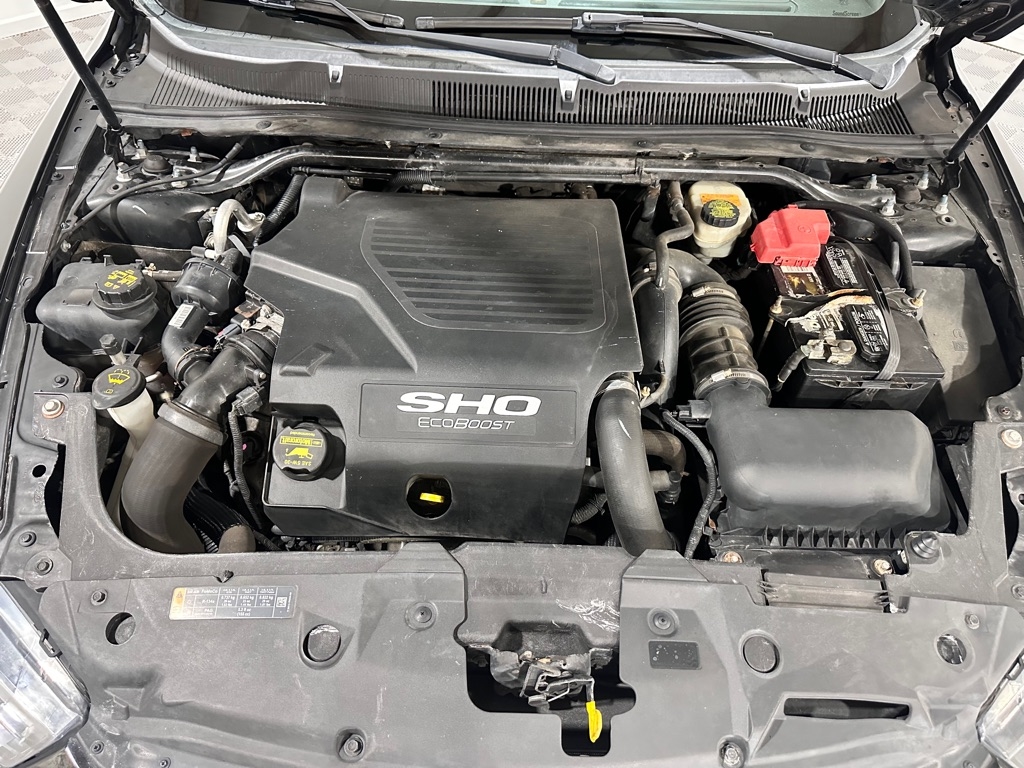 Ford Taurus SHO AWD 2013