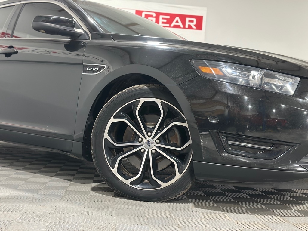 Ford Taurus SHO AWD 2013