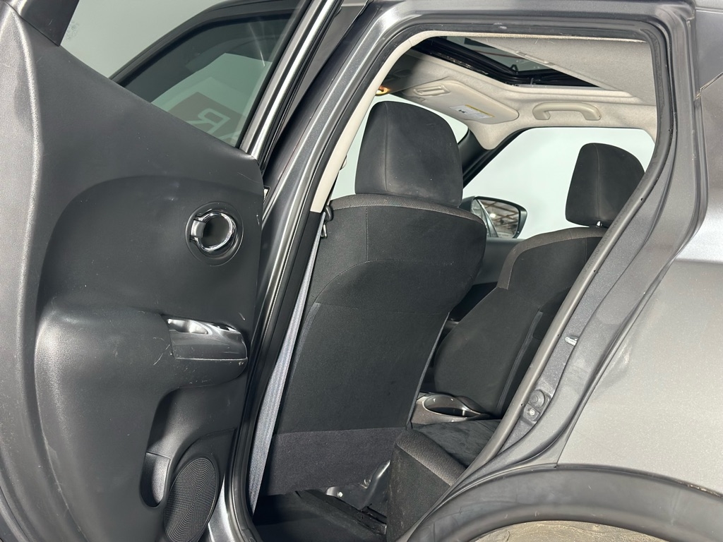 Nissan Juke S FWD 2015