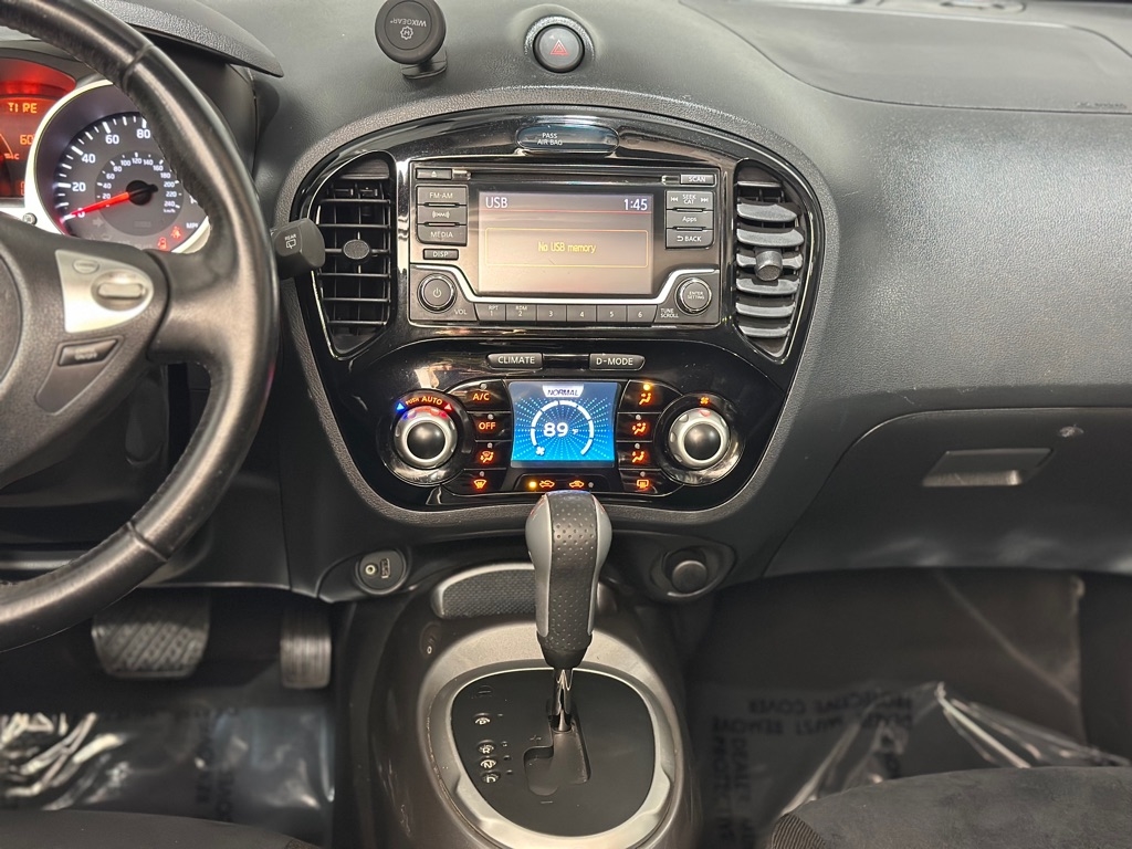 Nissan Juke S FWD 2015