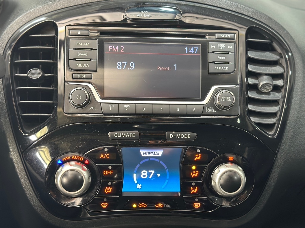 Nissan Juke S FWD 2015