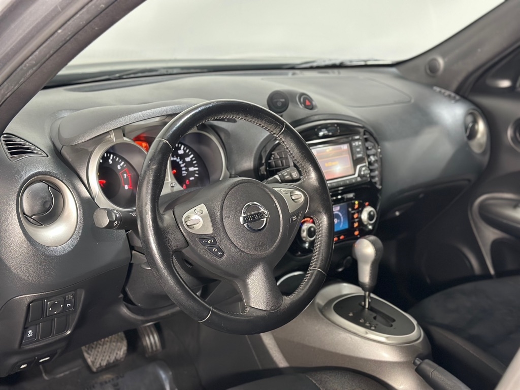 Nissan Juke S FWD 2015