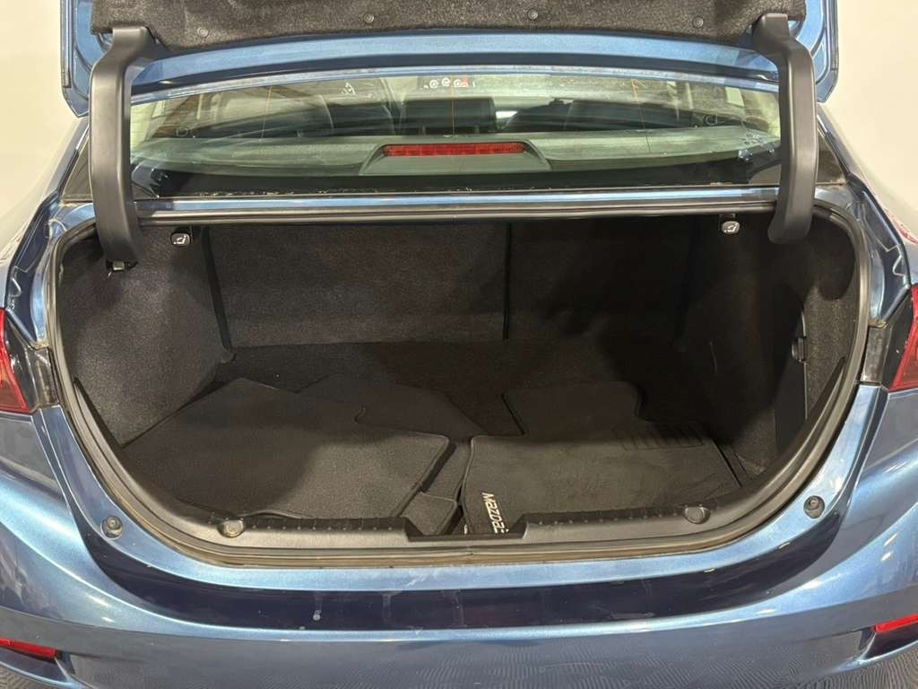 Mazda MAZDA3 s Touring AT 4-Door 2018