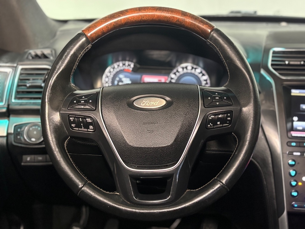 Ford Explorer Platinum AWD 2016