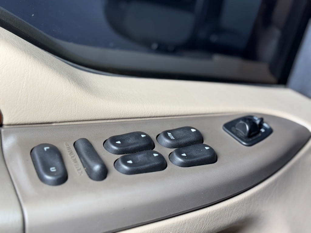 Ford Excursion Limited 4WD 2000