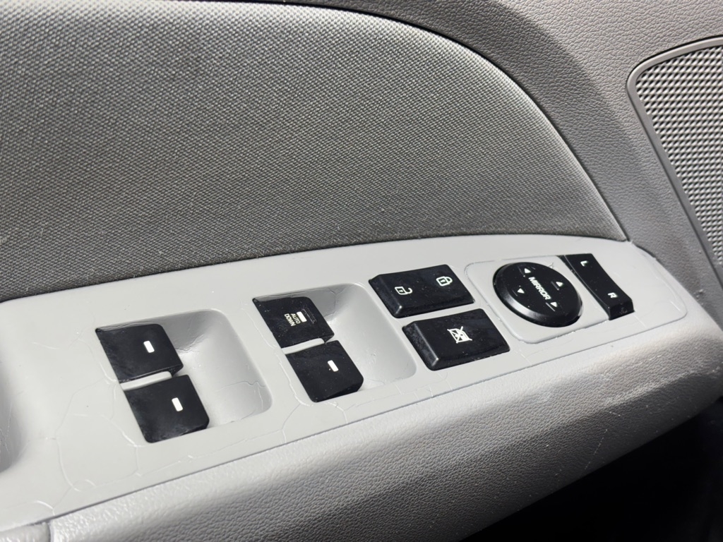 Hyundai Elantra Value Edition 6A 2017