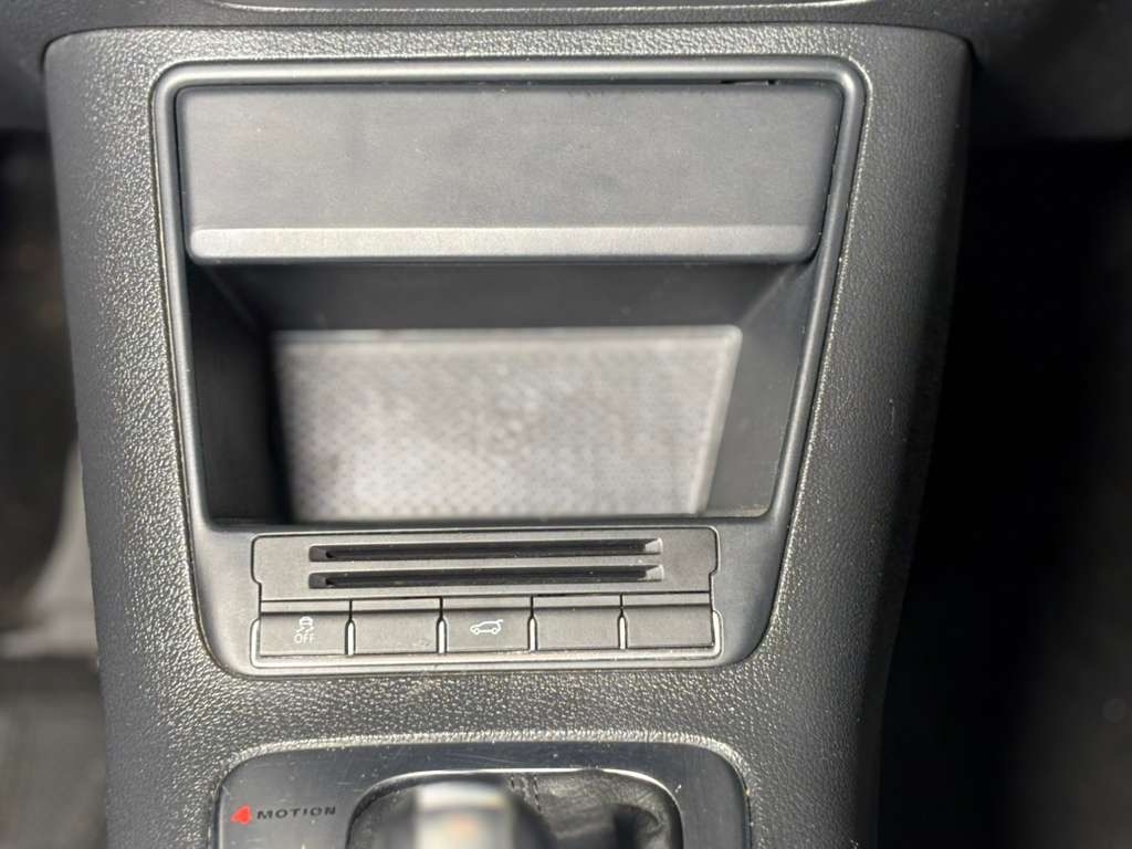 Volkswagen Tiguan S 4Motion 2011