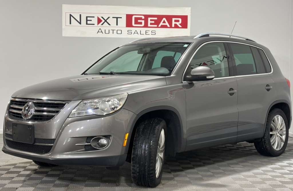 Volkswagen Tiguan S 4Motion 2011