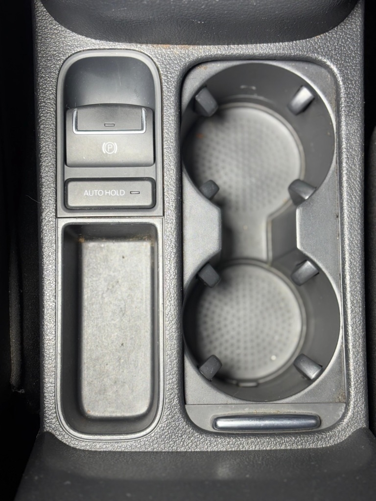 Volkswagen Tiguan S 4Motion 2011