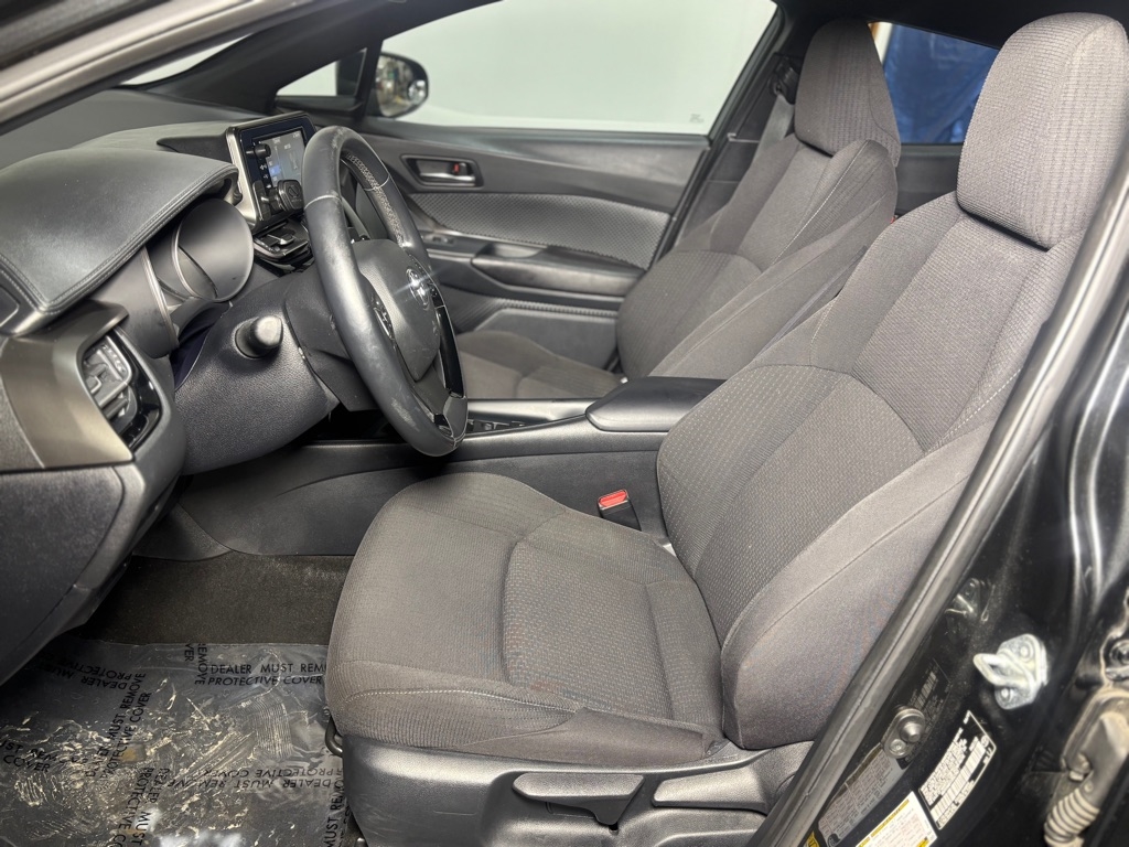 Toyota C-HR XLE 2018