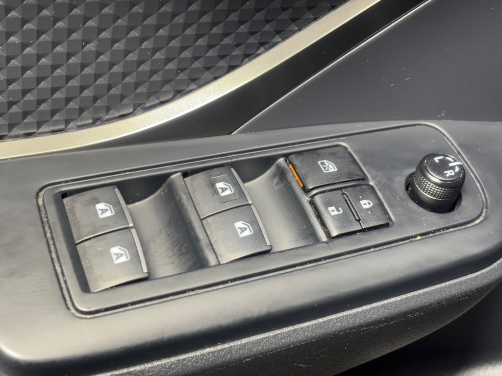 Toyota C-HR XLE 2018