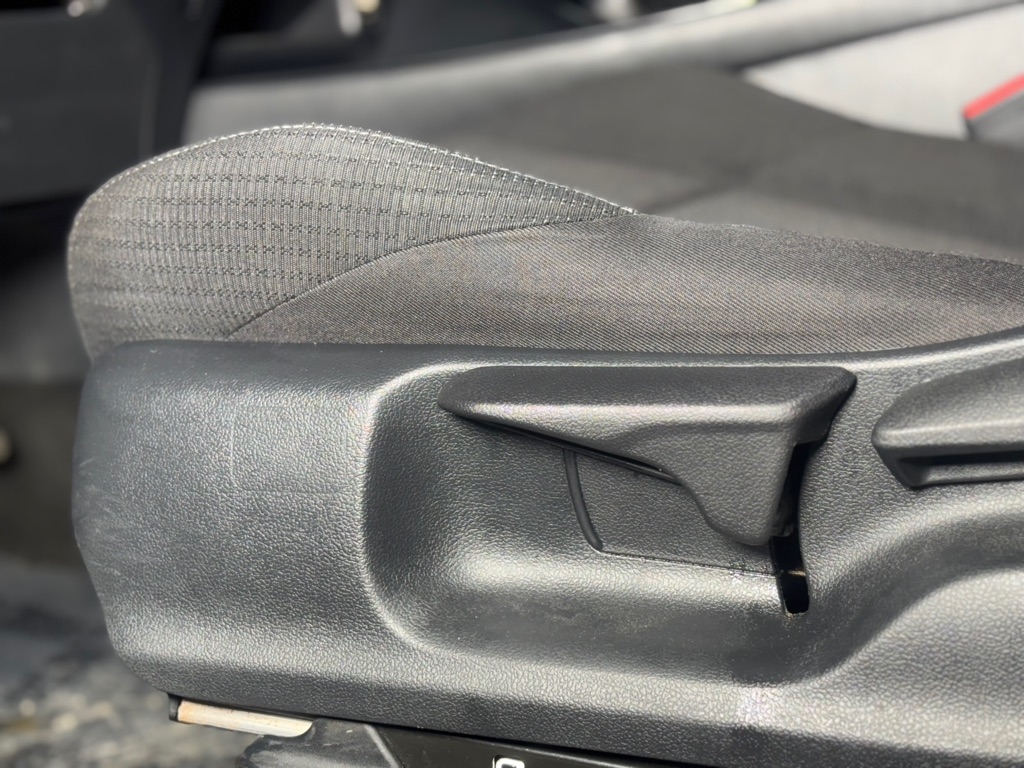 Toyota C-HR XLE 2018