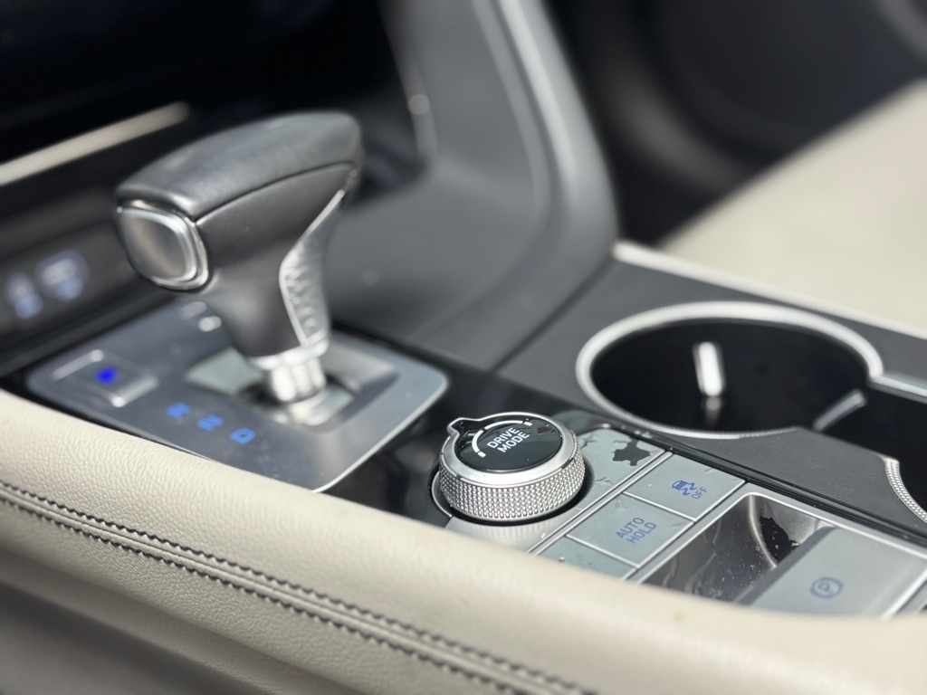 Genesis G70 2.0T Advanced 2019