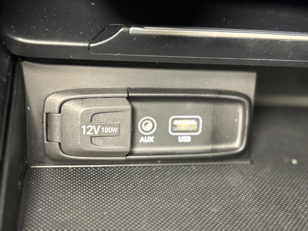 Genesis G70 2.0T Advanced 2019