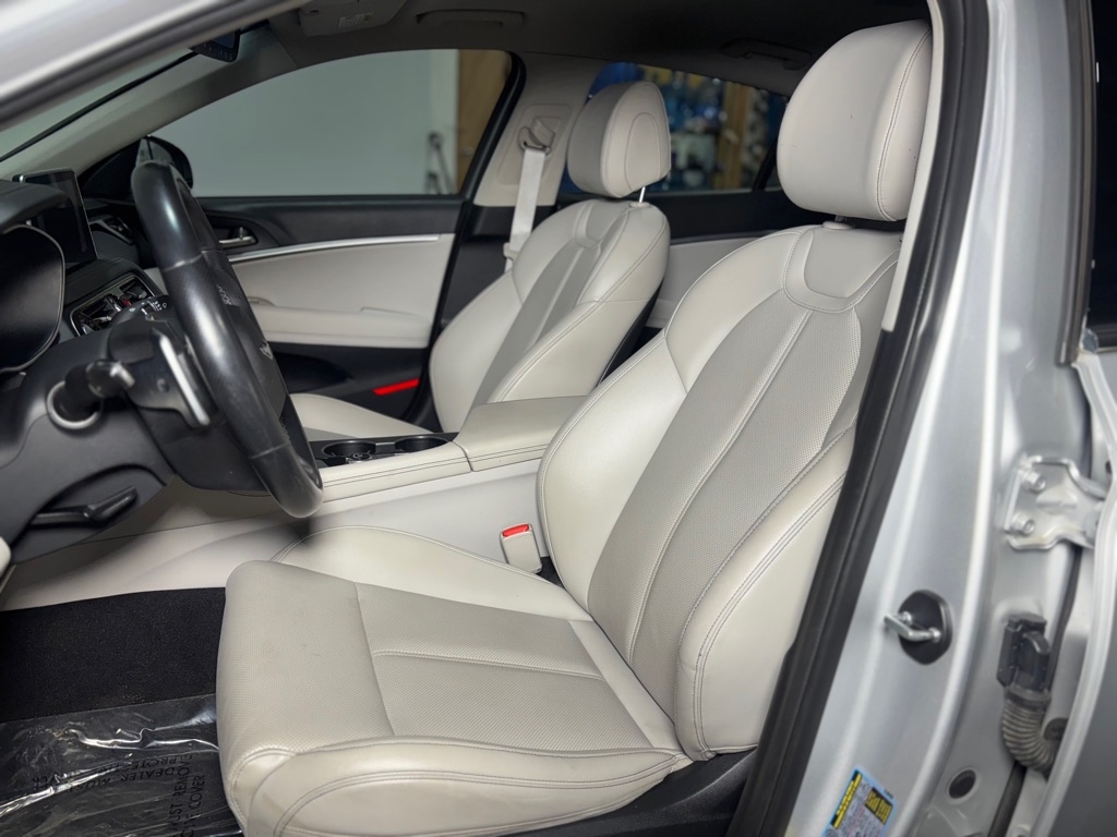 Genesis G70 2.0T Advanced 2019