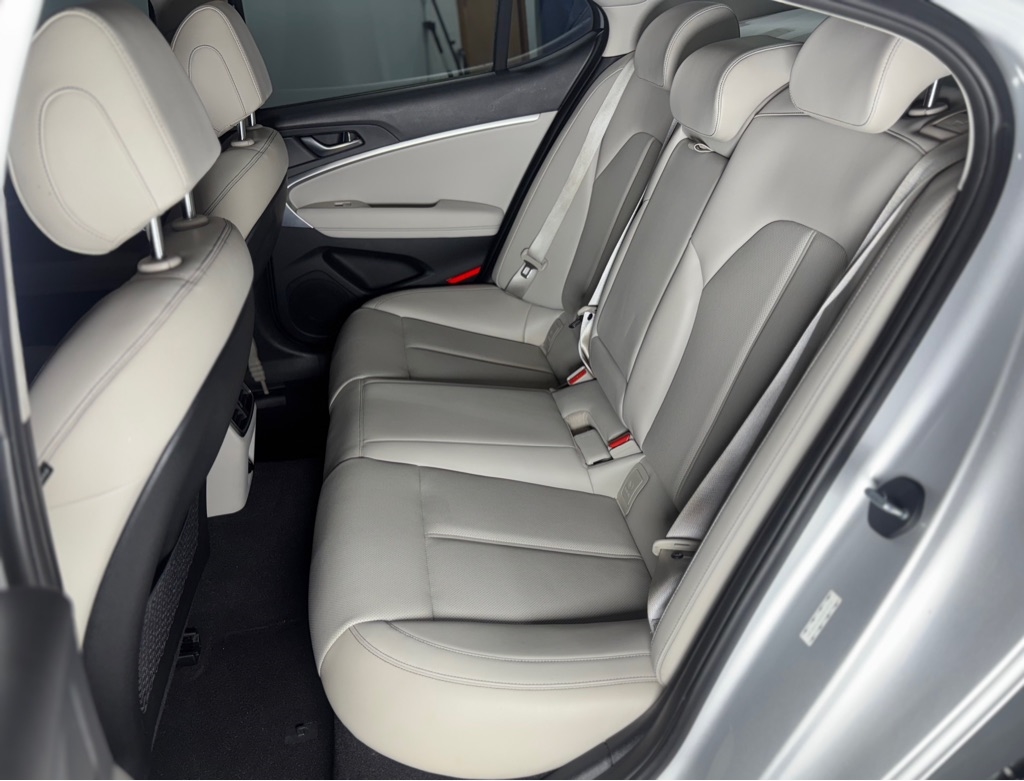 Genesis G70 2.0T Advanced 2019