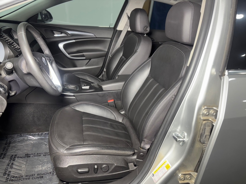 Buick Regal CXL - 2XL 2011