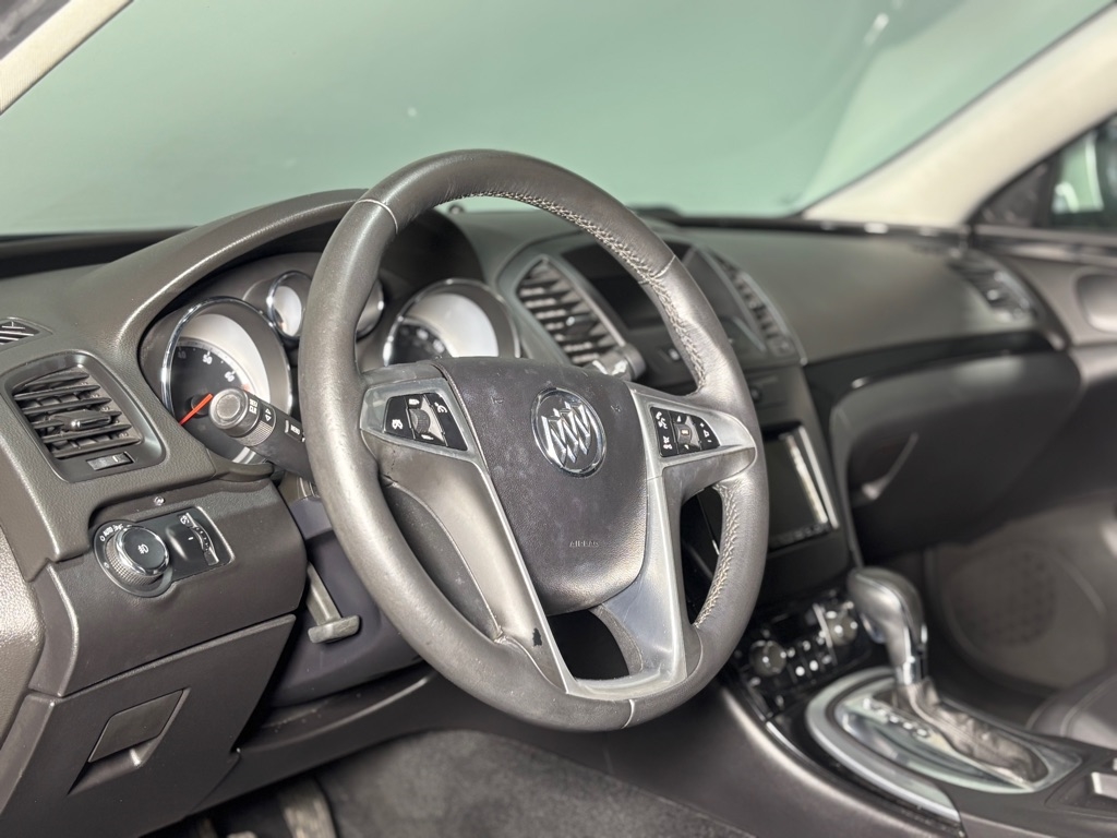 Buick Regal CXL - 2XL 2011