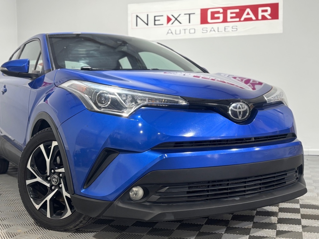Toyota C-HR XLE 2018