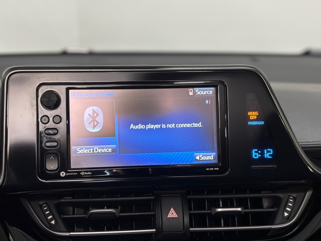 Toyota C-HR XLE 2018