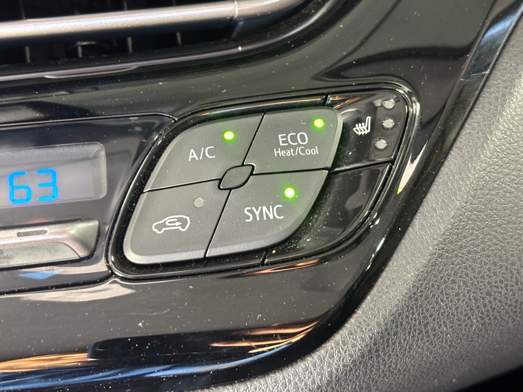 Toyota C-HR XLE 2018